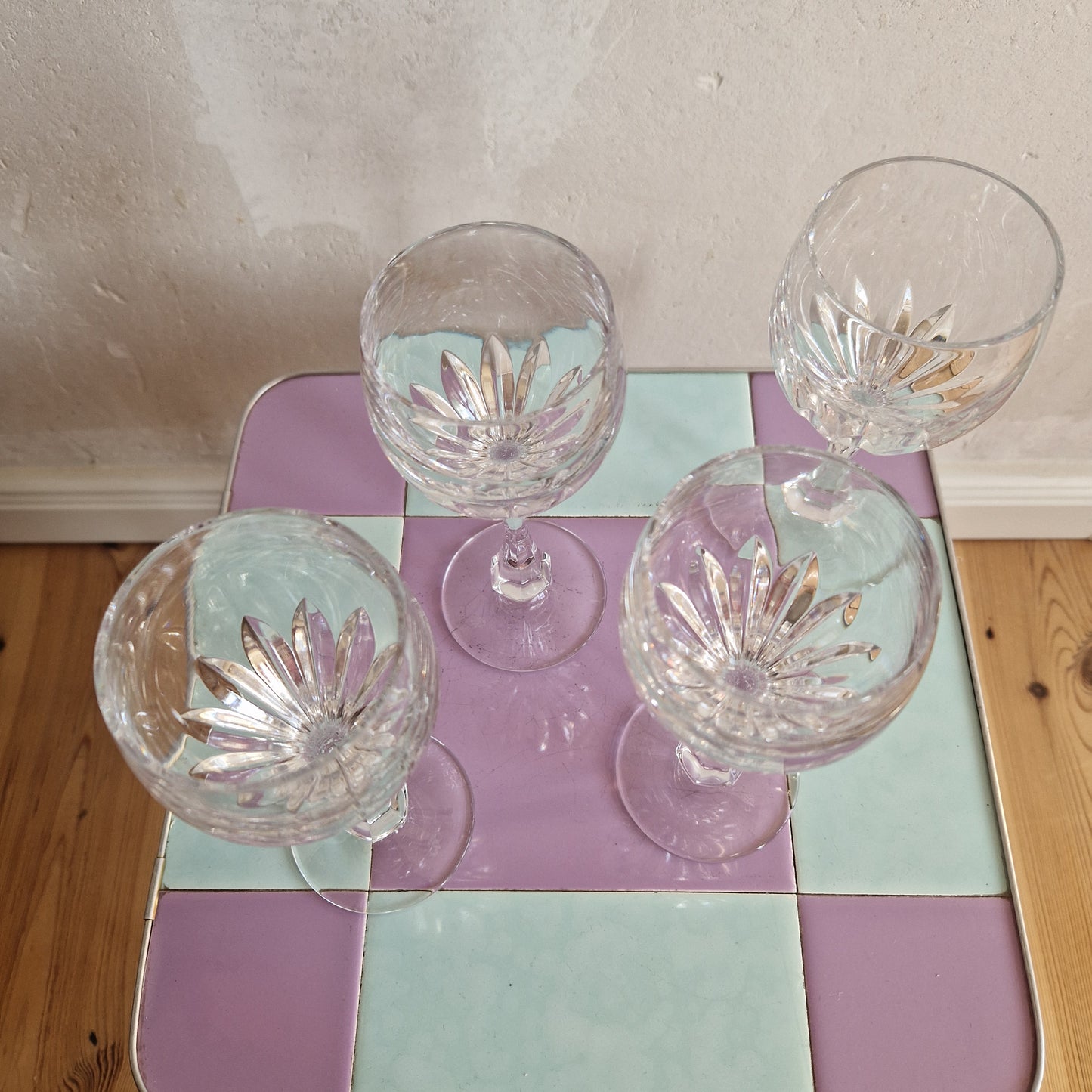 crystal wine glasses