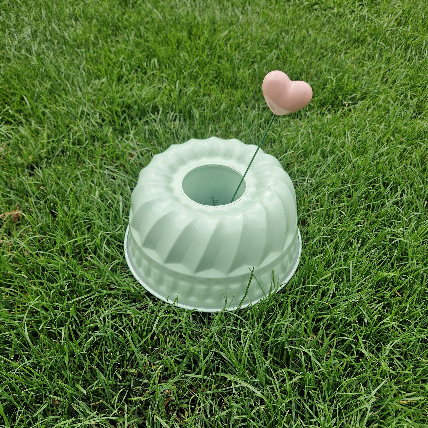 cake pan in mint green