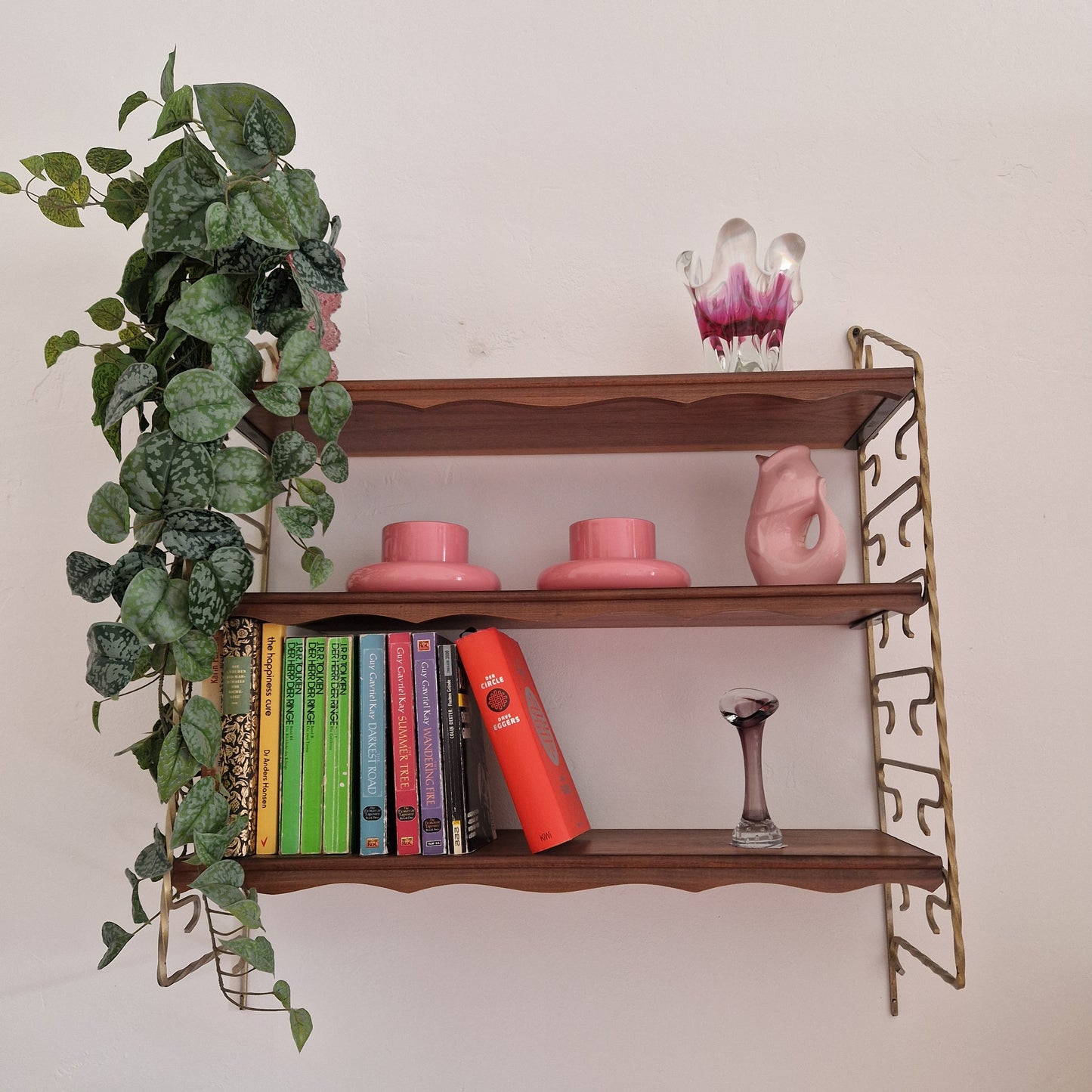String shelve wood & metal