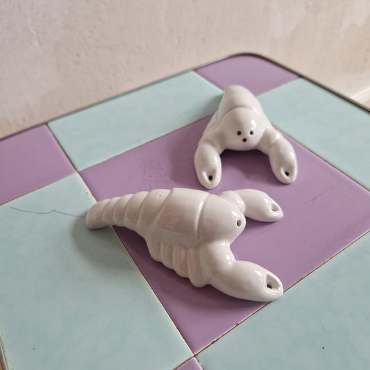 Crayfish salt & peppar shaker