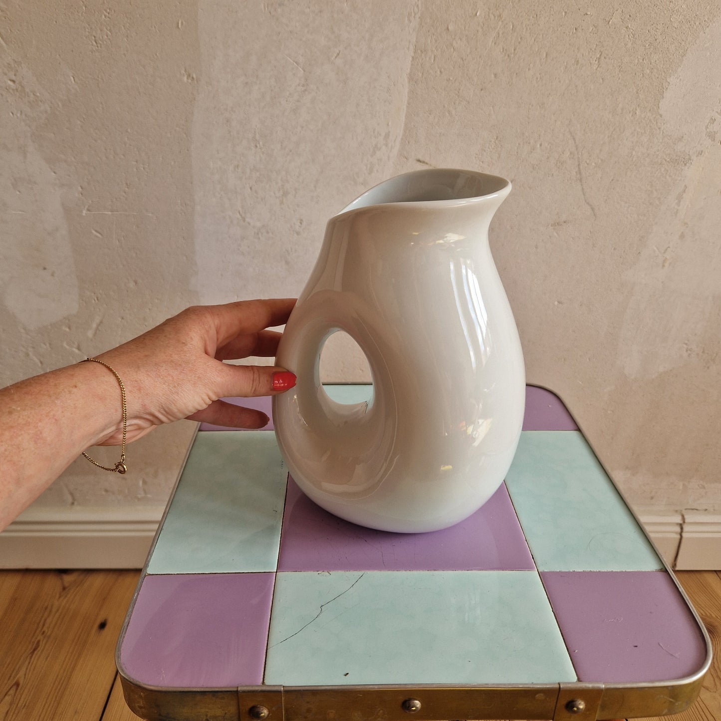Porcelain jug
