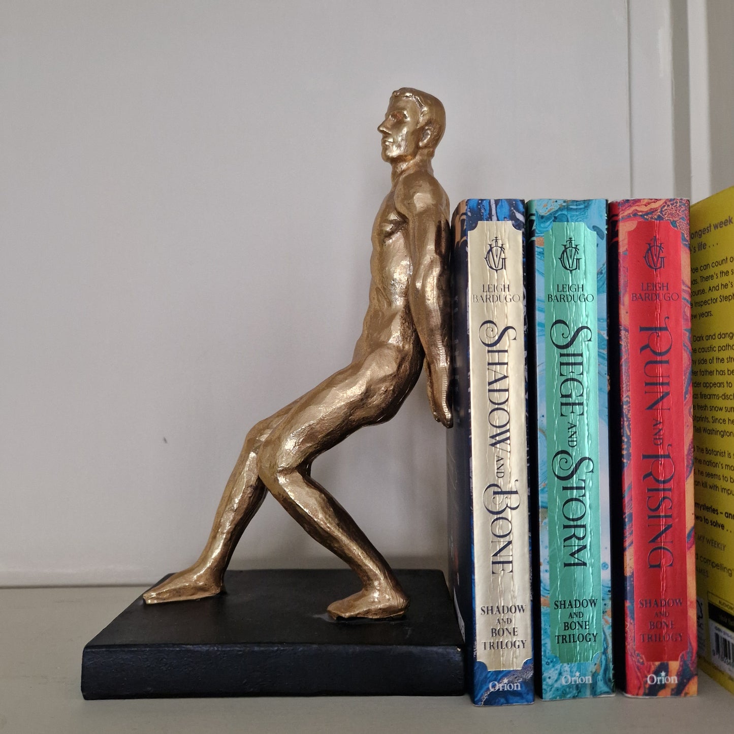 Golden book support