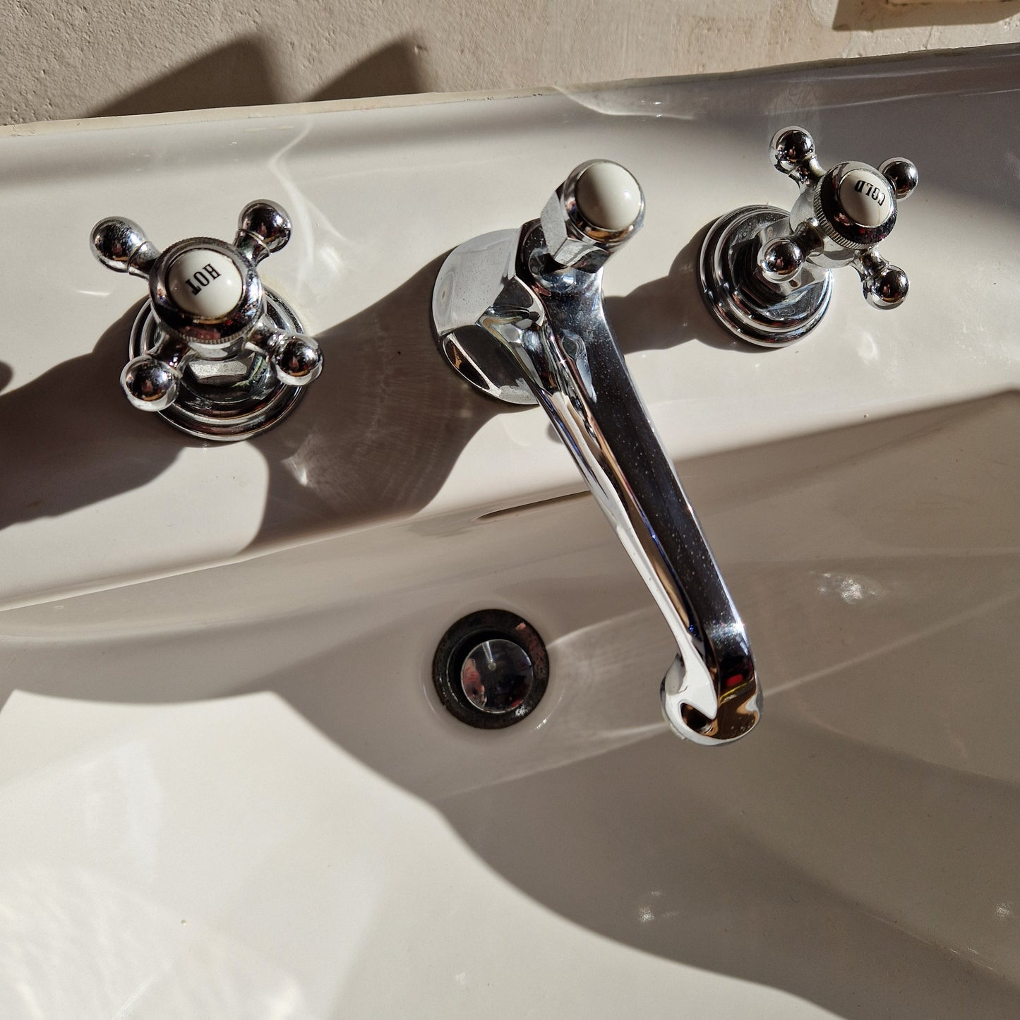 Ceramic sink Duravit